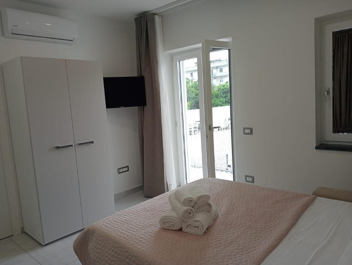 Rosy'S House Bed & Breakfast Scafati Exterior photo